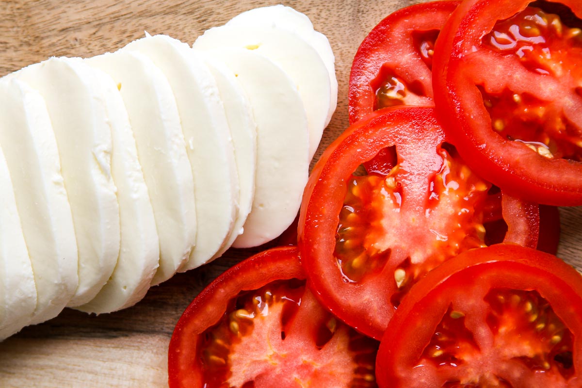 Tomato and Mozzarella Salad Caprese Recipe